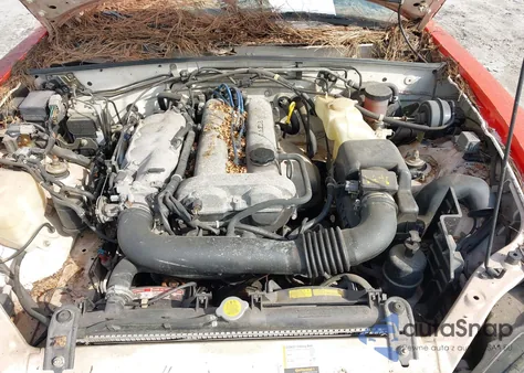 1999 Mazda Mx-5 Miata z USA, uszkodzony, nr VIN JM1NB3531X0102390